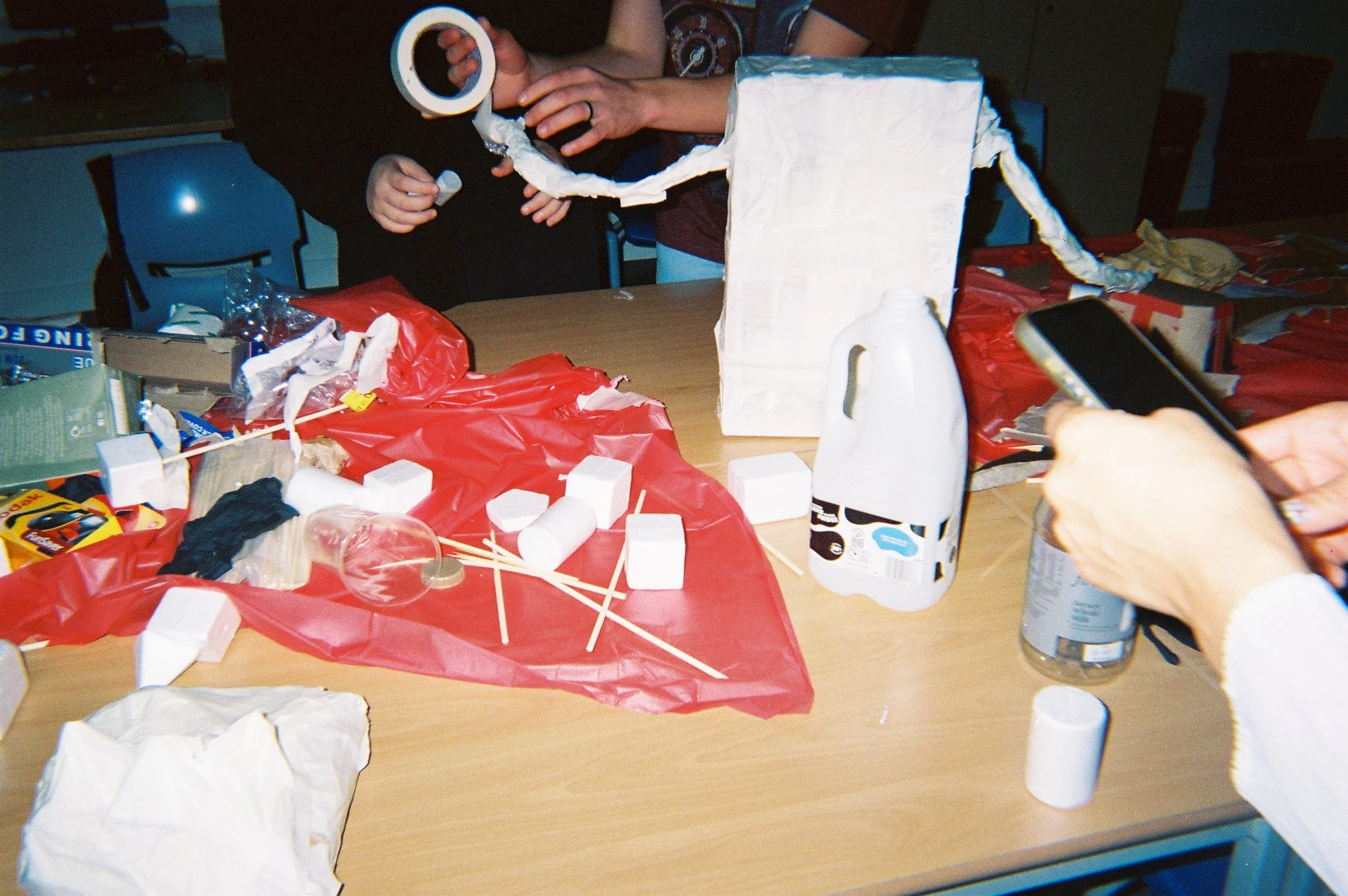 R1-00221-030A.JPG