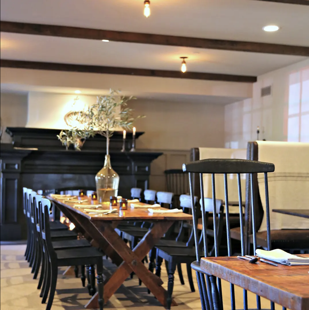 BallardInnRestaurant1.png.webp