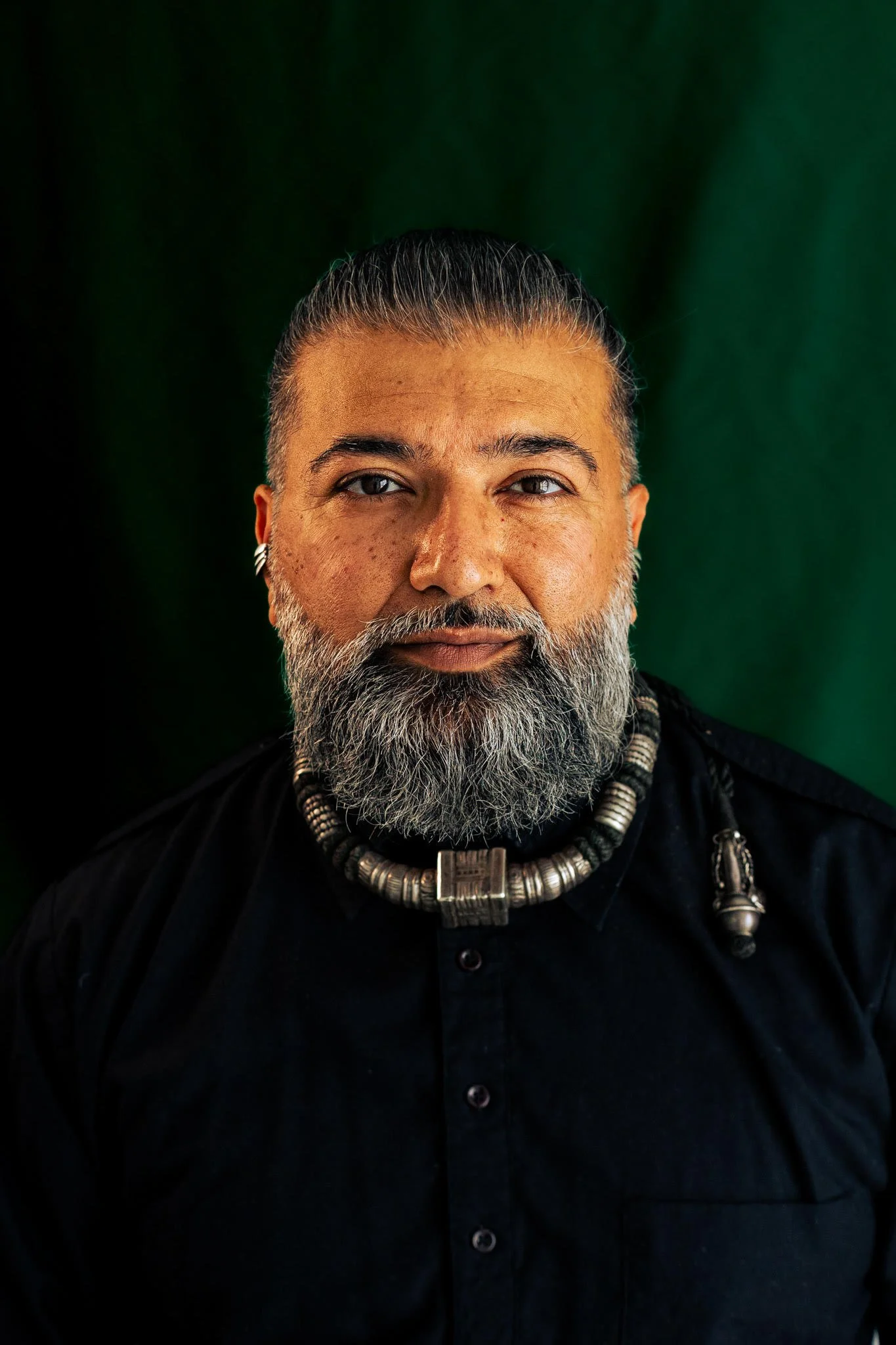 Ruby Singh commenting on Preeti Kaur Dhaliwal's poetry