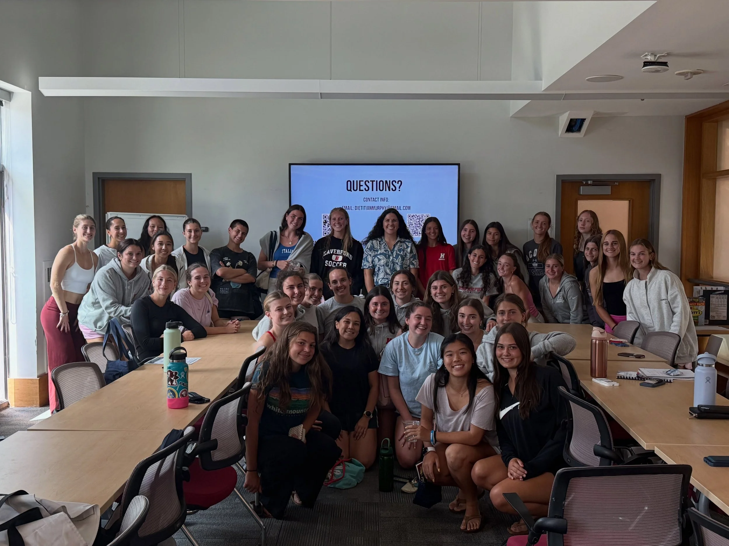 I had a great time speaking with Haverford College&rsquo;s women&rsquo;s soccer and field hockey teams about sports nutrition during their preseason! 

This is my second year in a row speaking with these teams and their engagement and questions are u