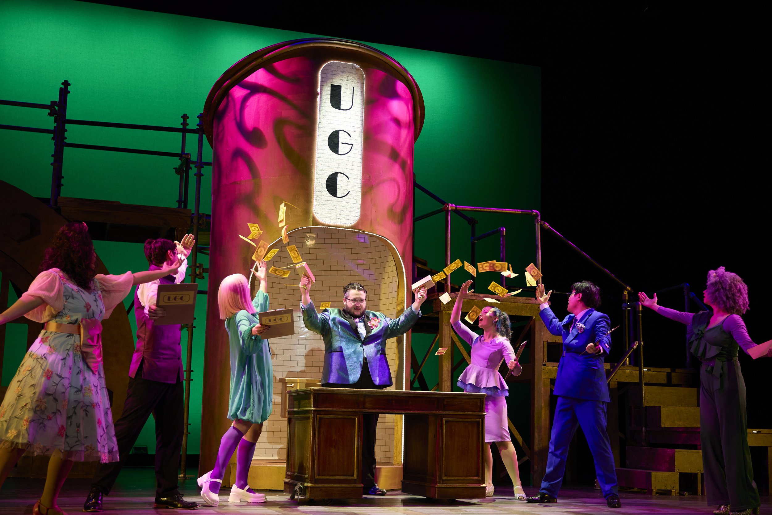 Urinetown intial pics - THEO ZINN 2.jpg