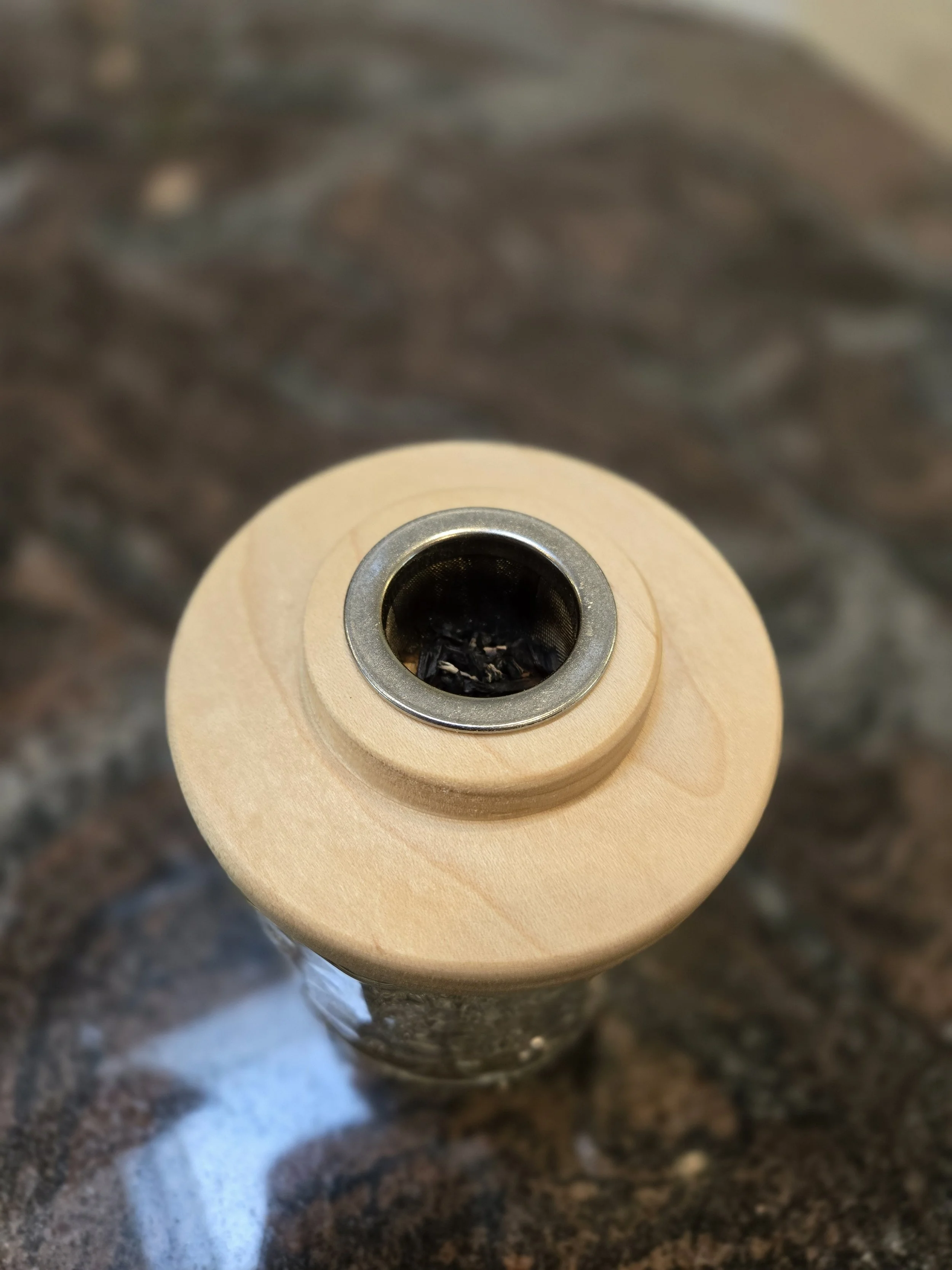 Turned from premium maple, this cocktail smoker is valued for its strength and neutral aroma. Maple’s tight grain resists odor absorption, making it ideal for repeated use. Ambrosia maple features natural beetle streaking, ensuring each piece is one 