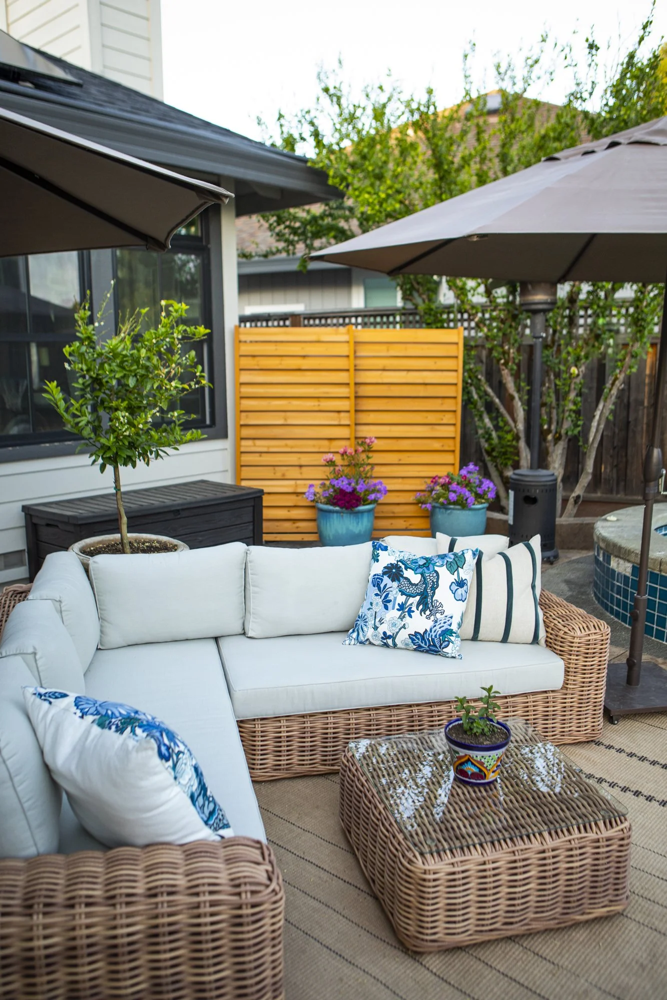 PINE_MHG_Italian Poolside Retreat_Low Res_0001.jpg