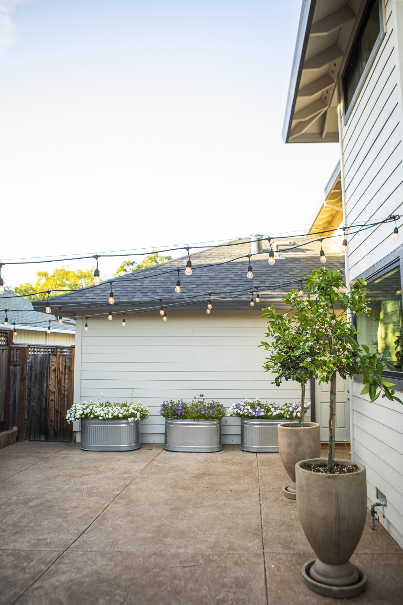 PINE_MHG_Italian Poolside Retreat_Low Res_0016.jpg