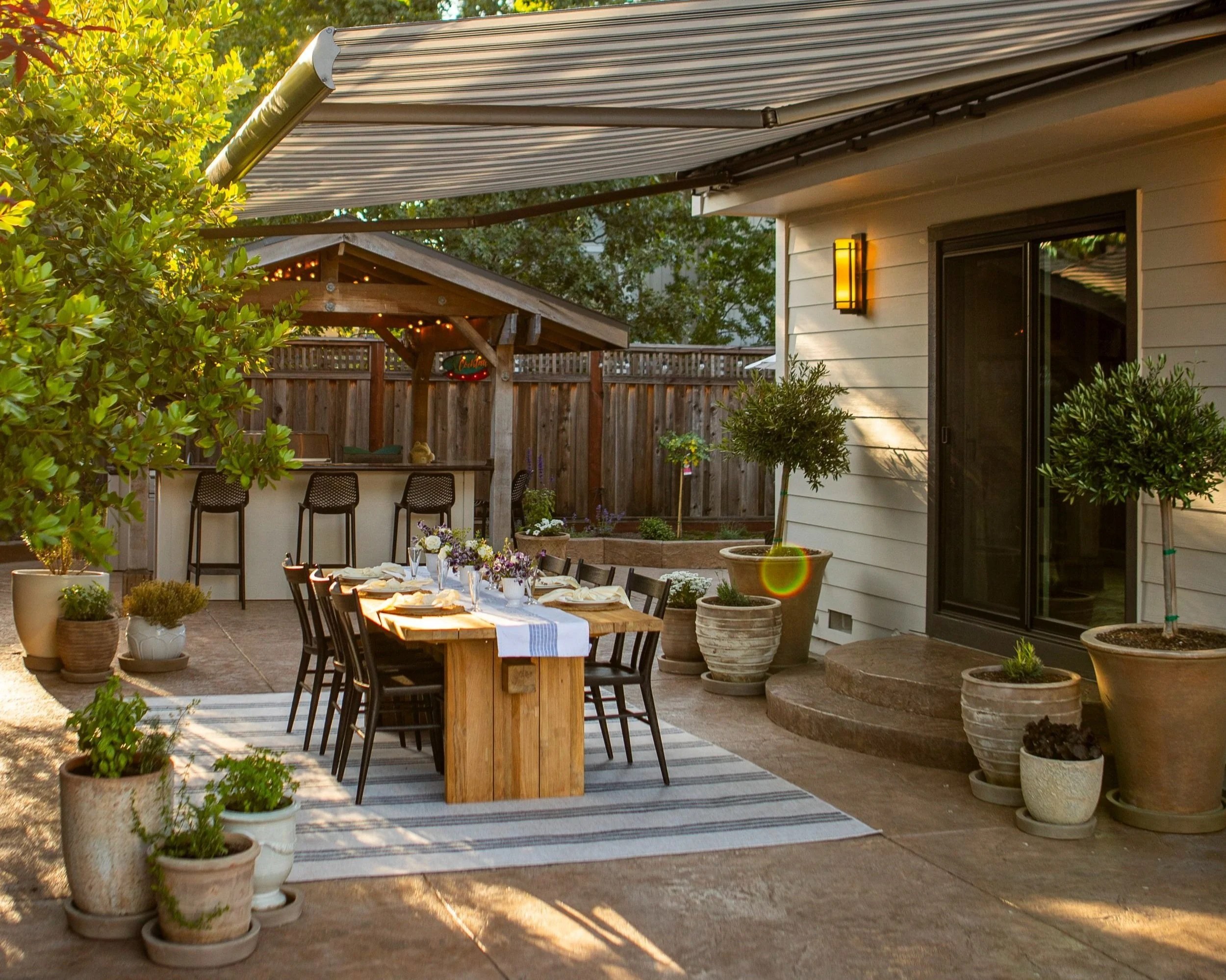 PINE_MHG_Italian Poolside Retreat_High Res_0031.jpg