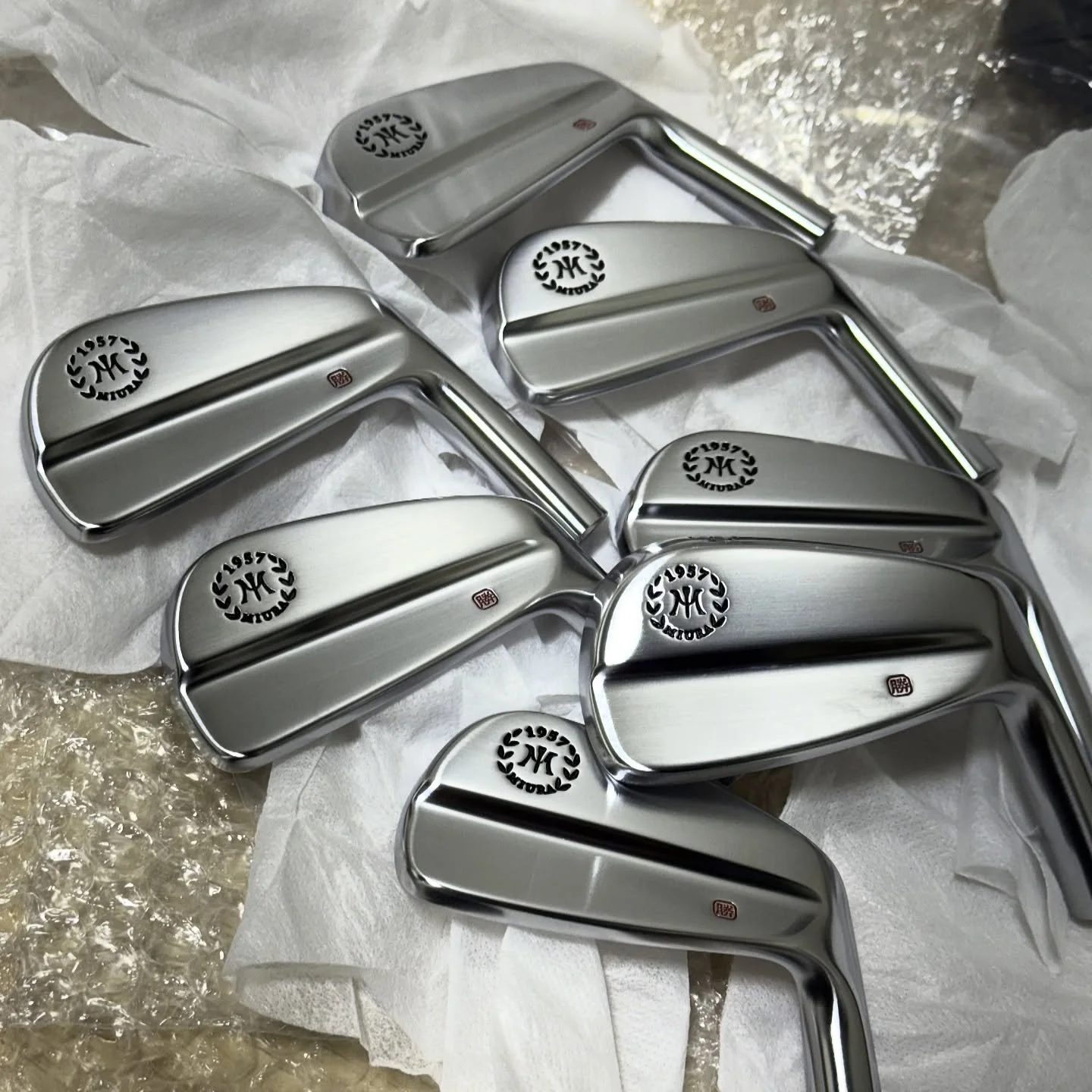 I guess the tools can look like jewels. These @miuragolf KM-Baby Blades look absolutely amazing #tdgolfstudio #miuragolf #hypegolf #golfheadz #golfwrx #golf #golfclubs #jdmgolf #customgolfclubs #whyilovethisgame