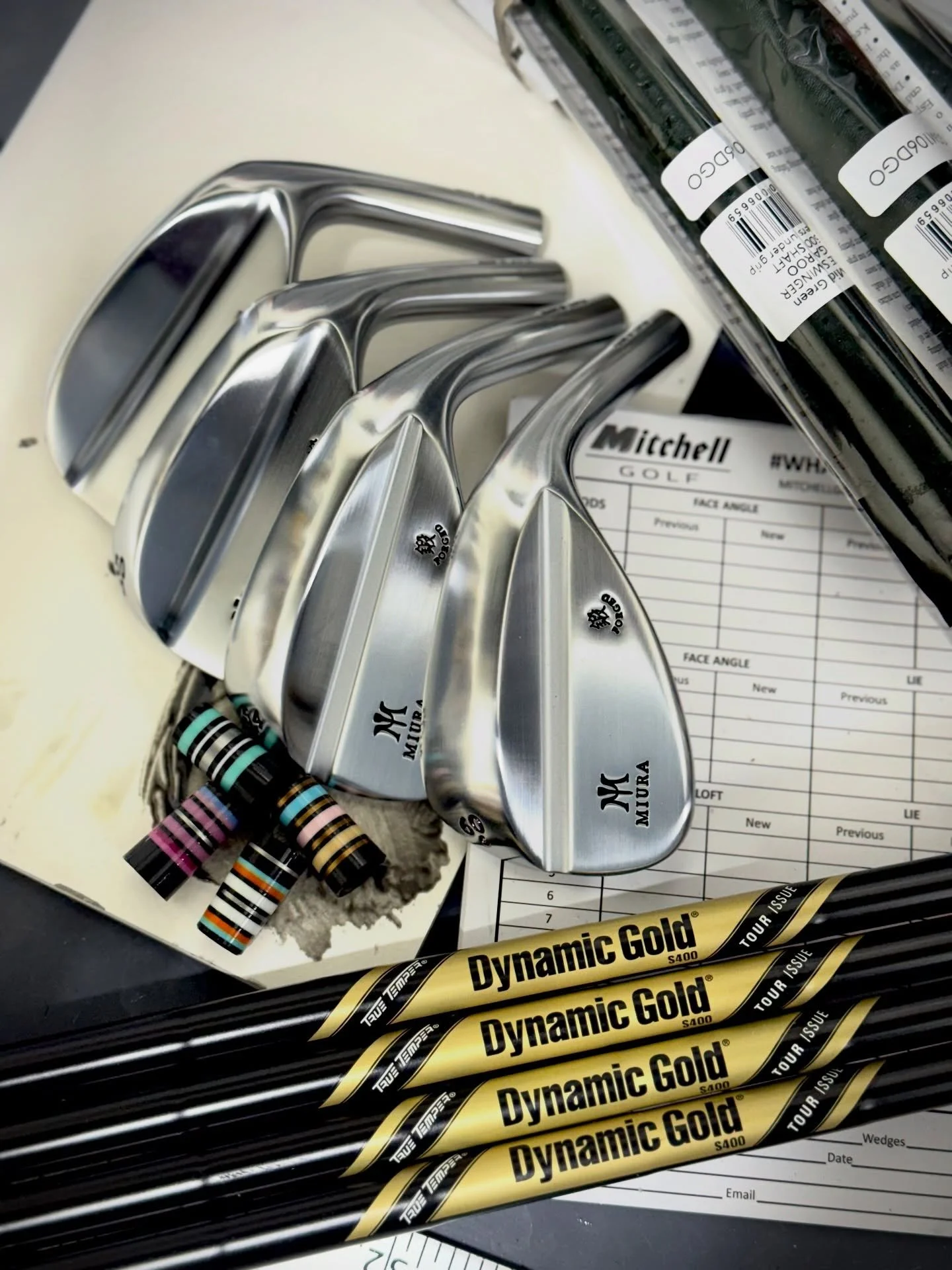 Some builds from last week #tdgolfstudio #miuragolf #tptgolf #customgolfclubs