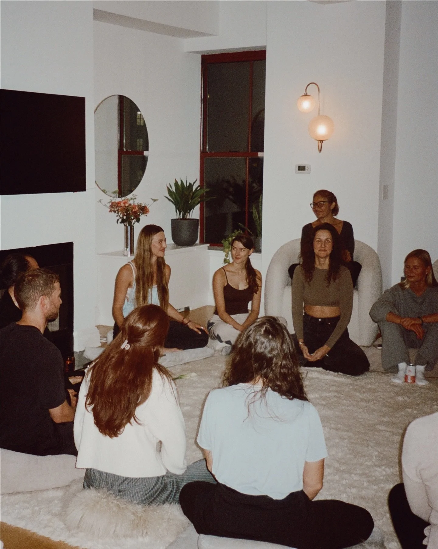 Last week at THE CIRCLE &mdash;
A full house for a Japanese Tea Ceremony + Meditation with master @equisgarcia 🔥

Matcha by Javier + @setsugekkany_matcha, light bites, and non-alc bevs by @takearecess + @drinkghia ✨

See you tonight (10/22) for KIRT