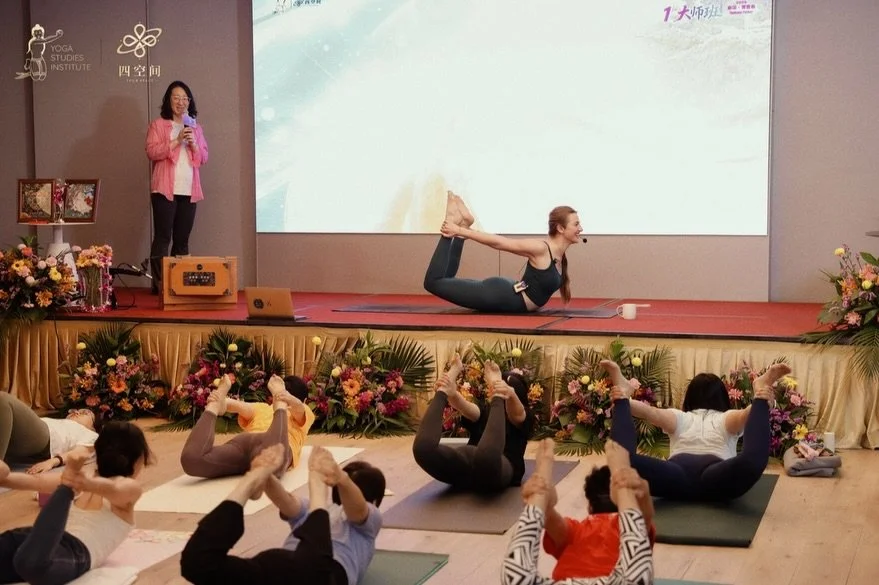Lady Niguma Master Level 1 🤲🪽
Phuket, Thailand &mdash; May 2026 

Thank you beyond 🤍 @yoga.studies.institute @earle.birney 

*
*
*

#yogaretreat #ladyniguma #ladynigumayoga #yogateacher
