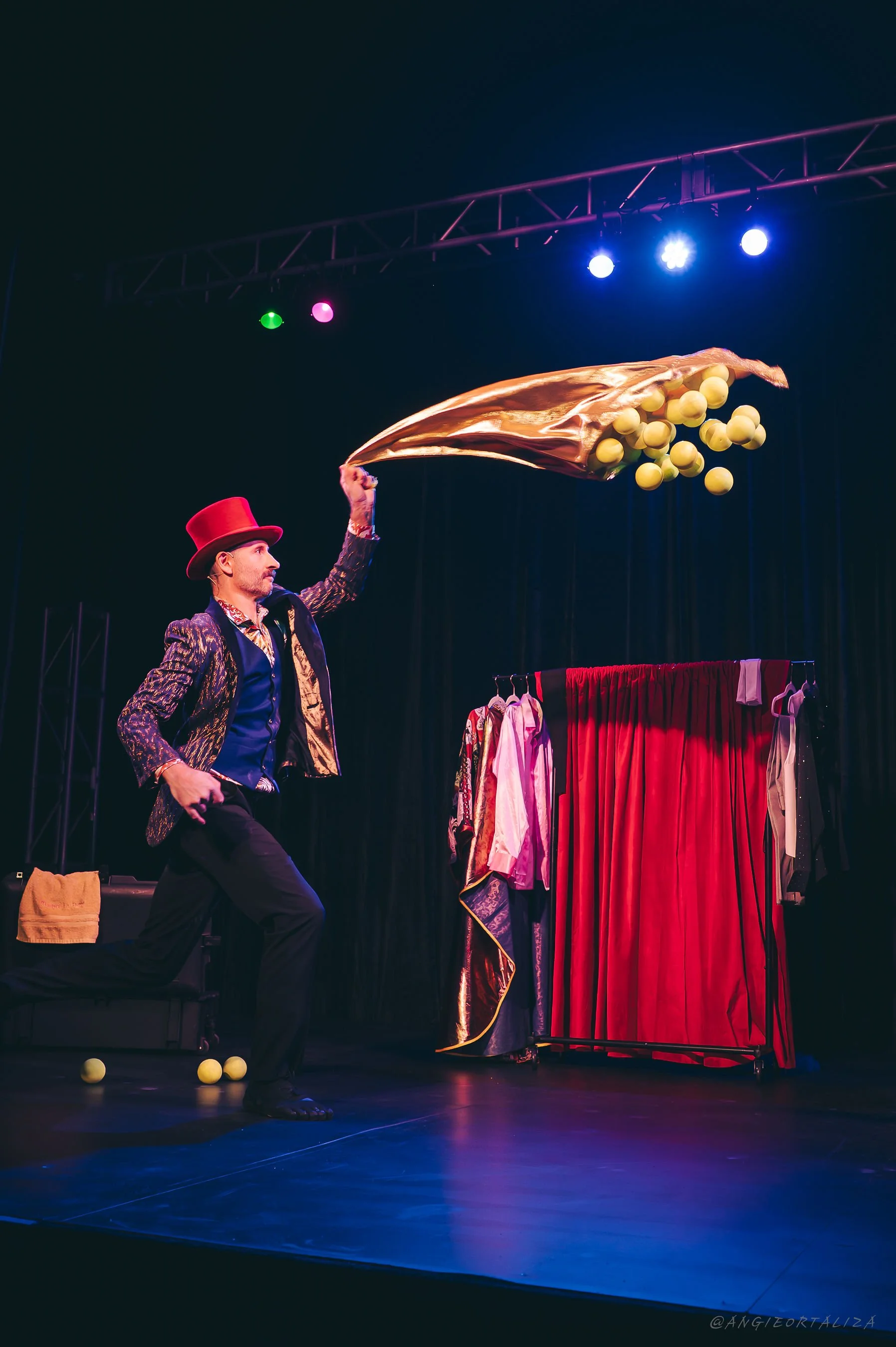 Circus Maurice