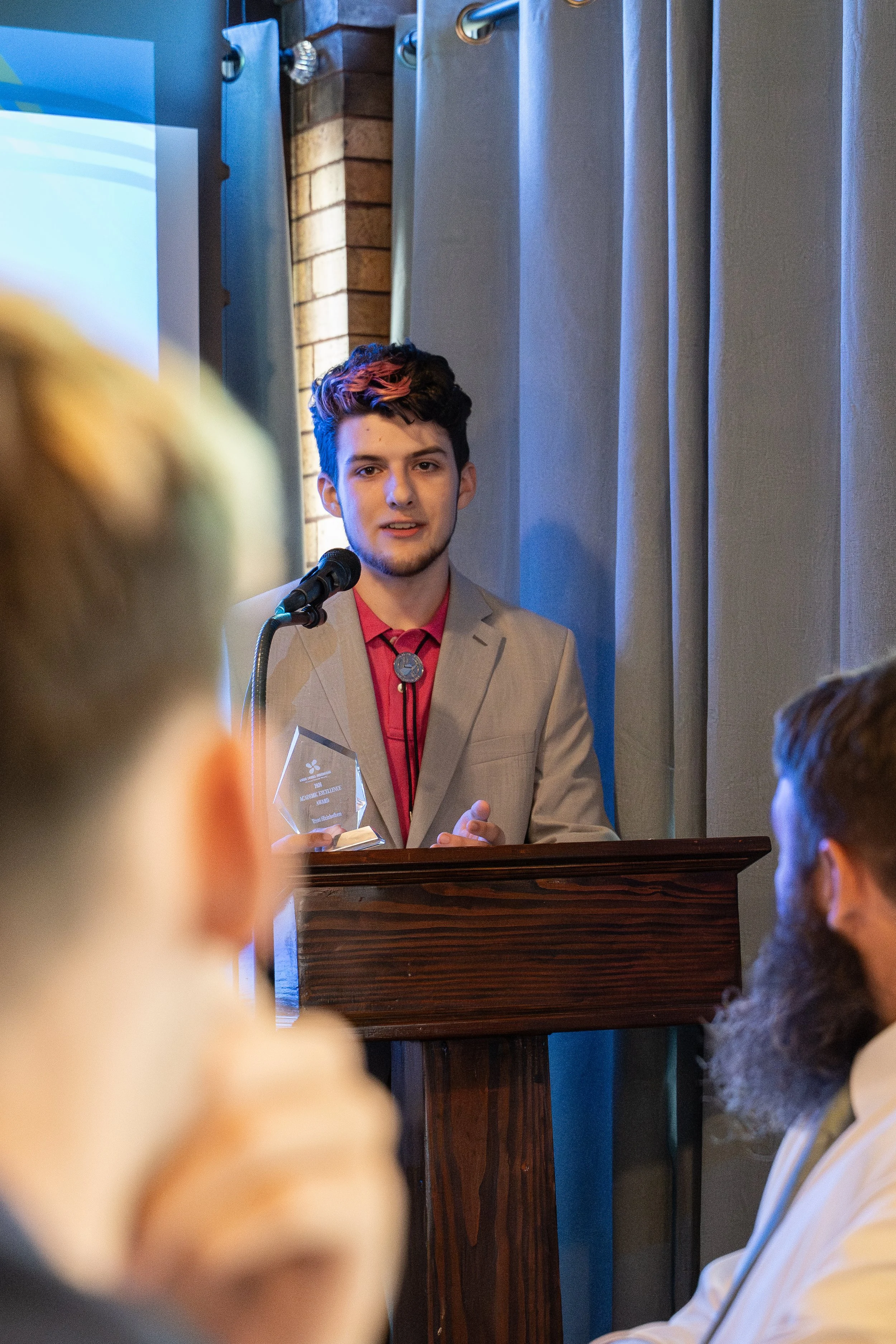 Scholorship3-33.jpg