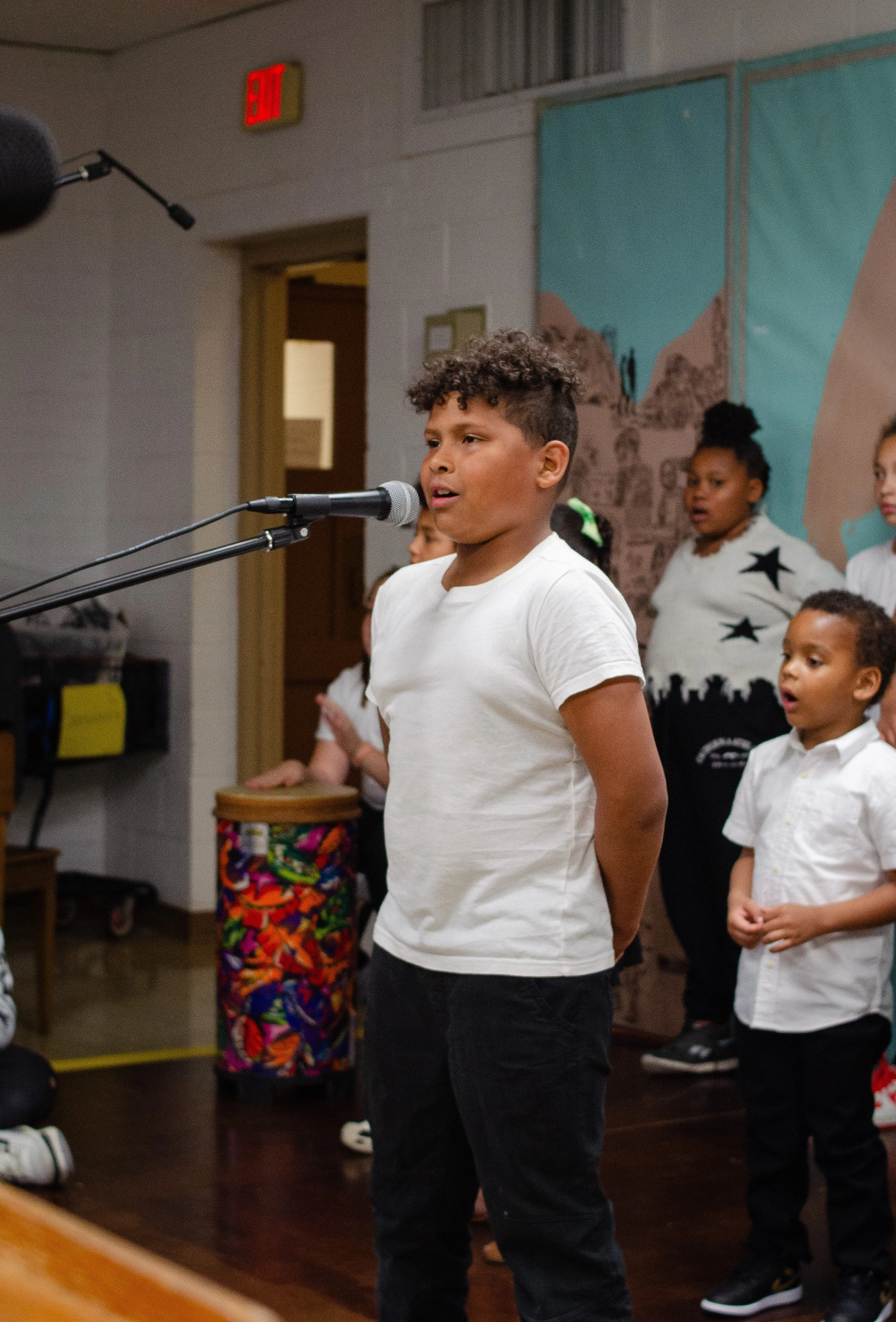 Singers-4.jpg