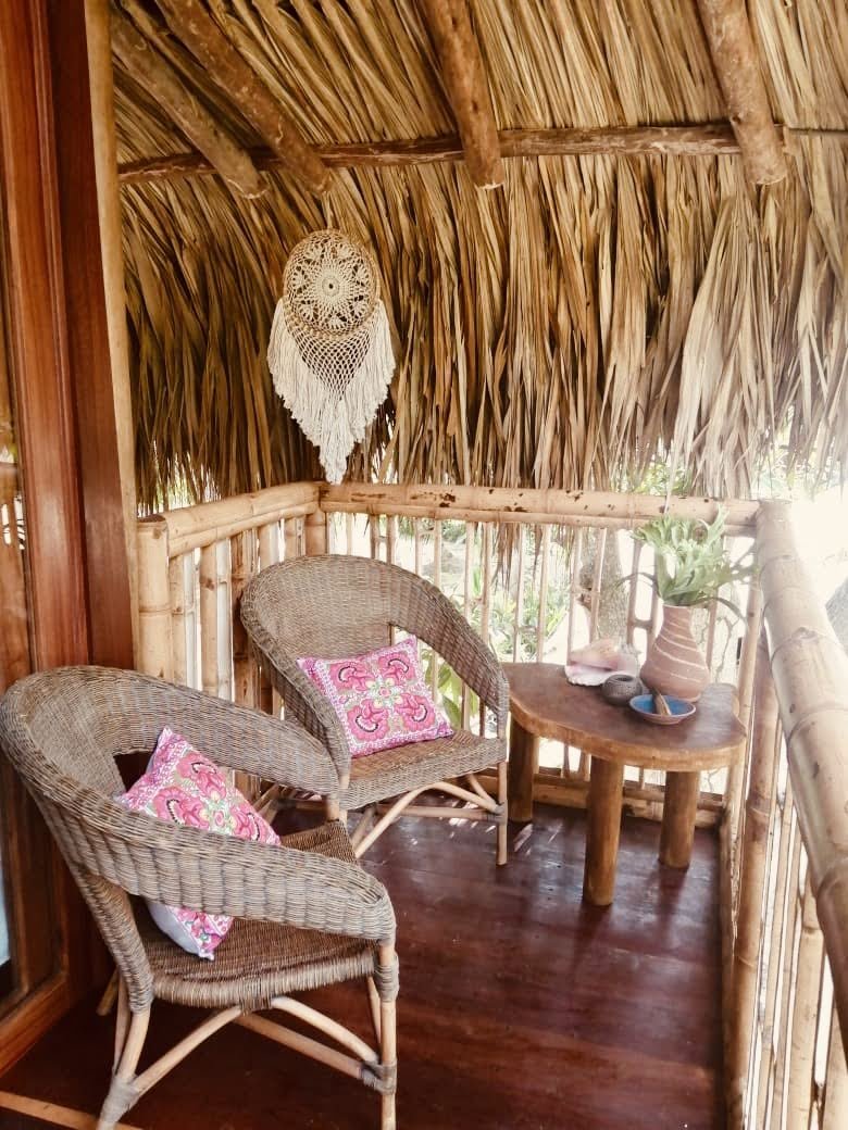 Bungalow Treehouse