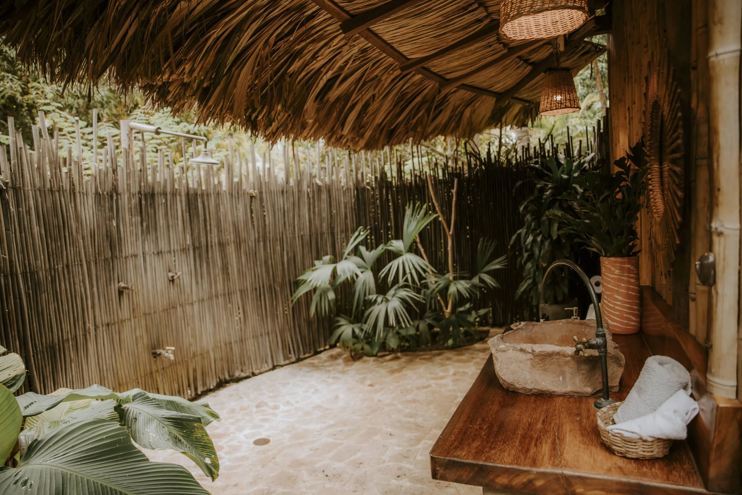 Bungalow Treehouse
