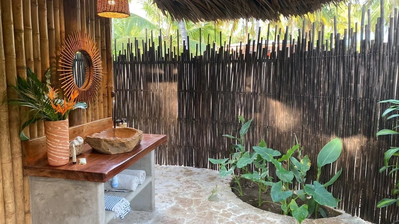 Bungalow Treehouse