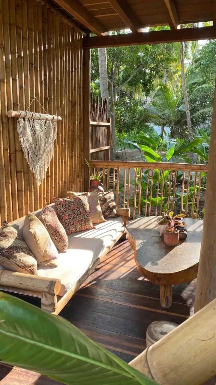 Bungalow Treehouse