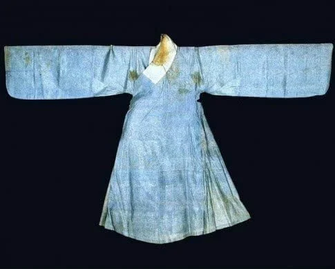 Zhíduō (直裰)