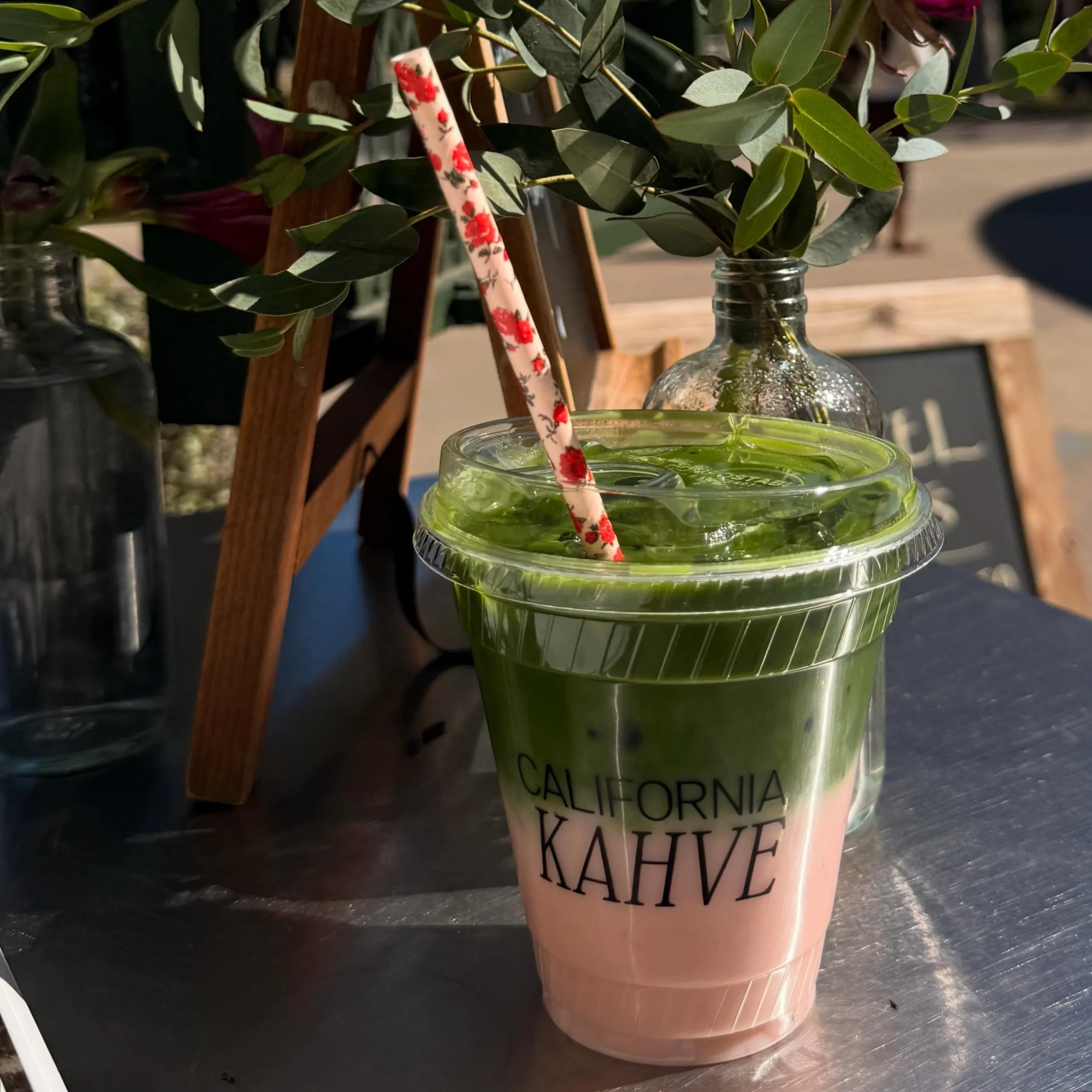 the STAR of the season. Something about that🍓+🍵. Get ready for the sneaker seasonal matcha coming back this week in its 3rd year on the summer lineup. Which fruit are you thinking of?