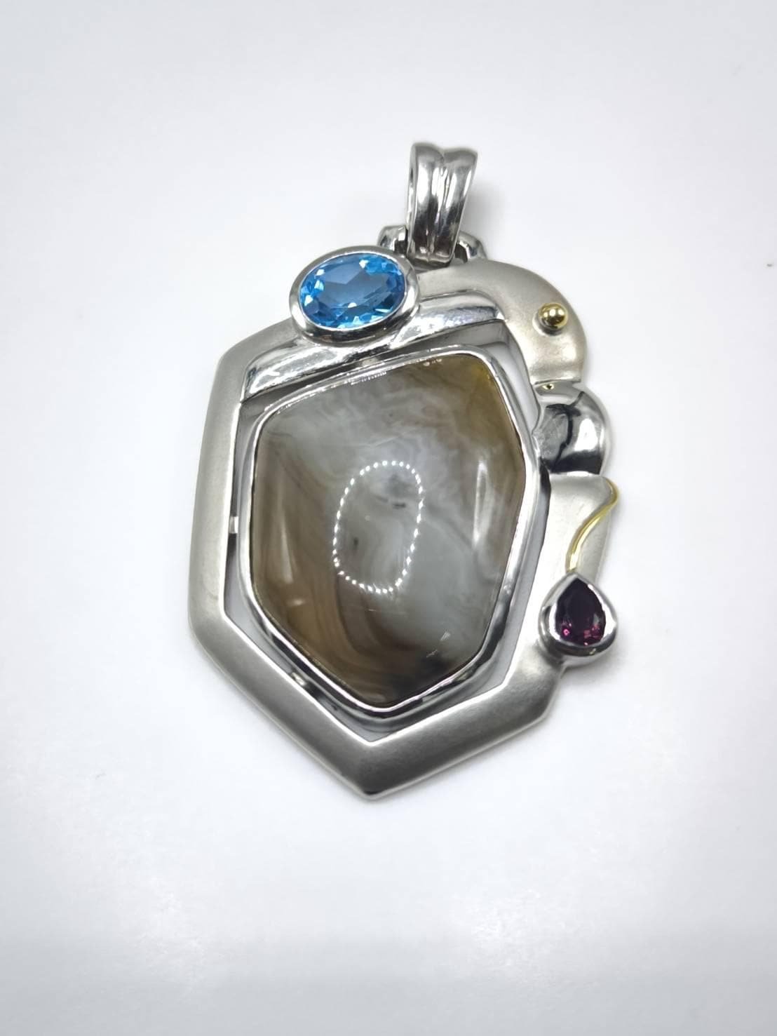 https://i.etsystatic.com/54695685/r/il/5c4075/6587848290/il_fullxfull.6587848290_6g7b.jpg