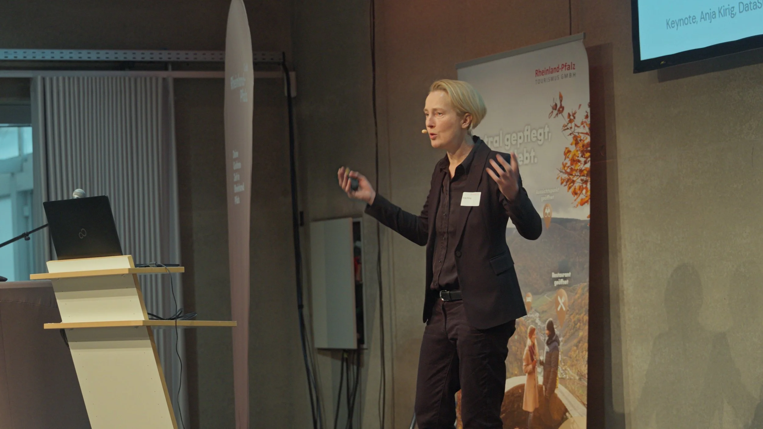 Still 2025-12-03 101836_2.17.1.jpg