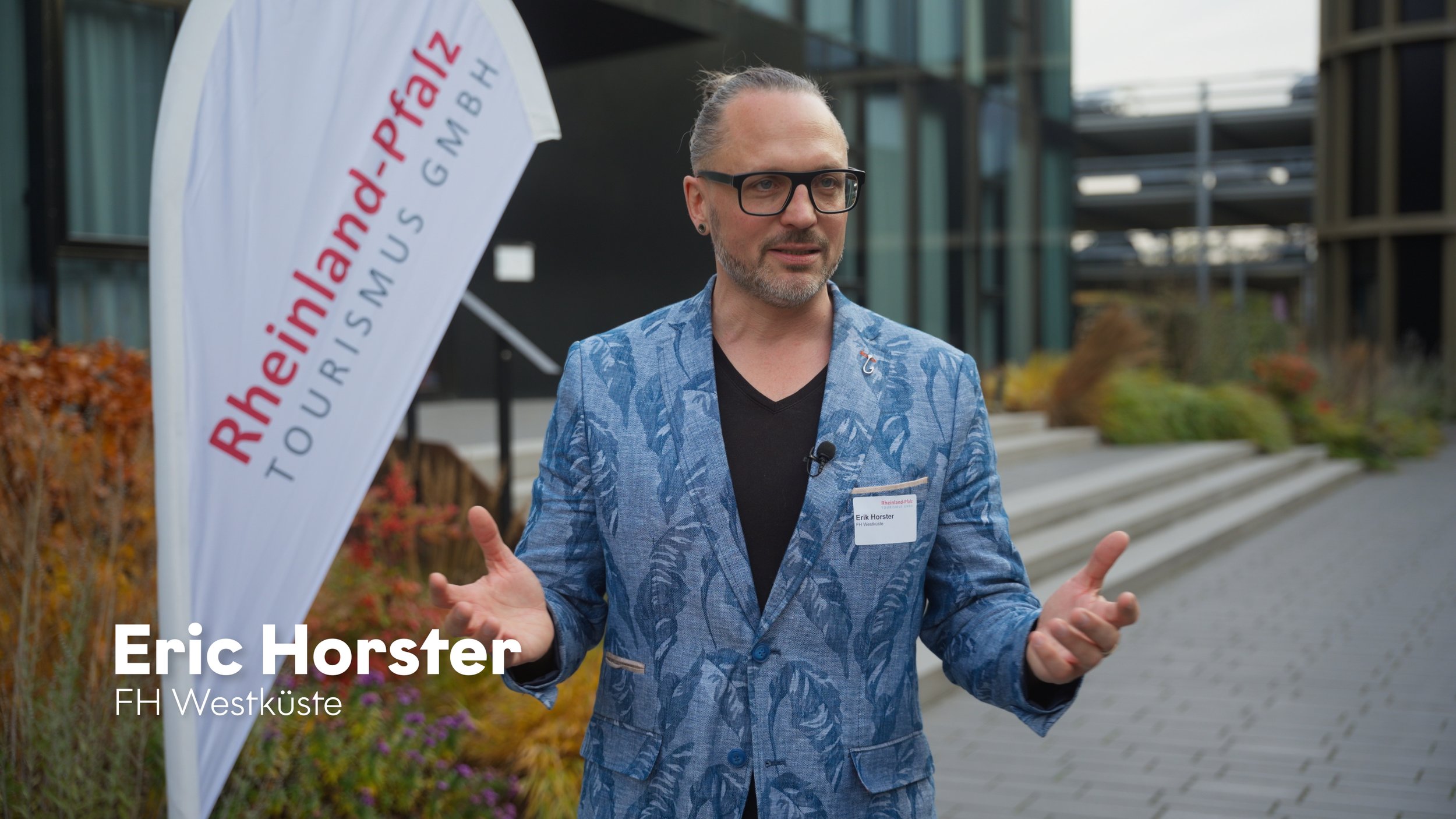 Still 2025-12-03 101836_1.7.1.jpg