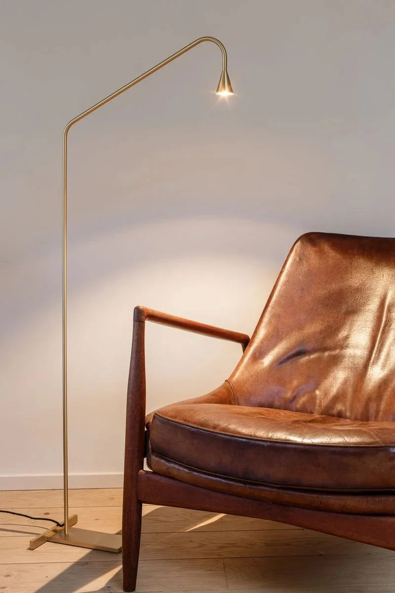 TRIZO - Austere Floor Brass