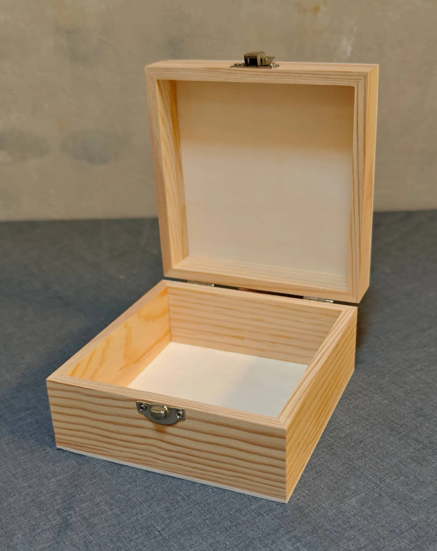 13x13x7offen.jpg