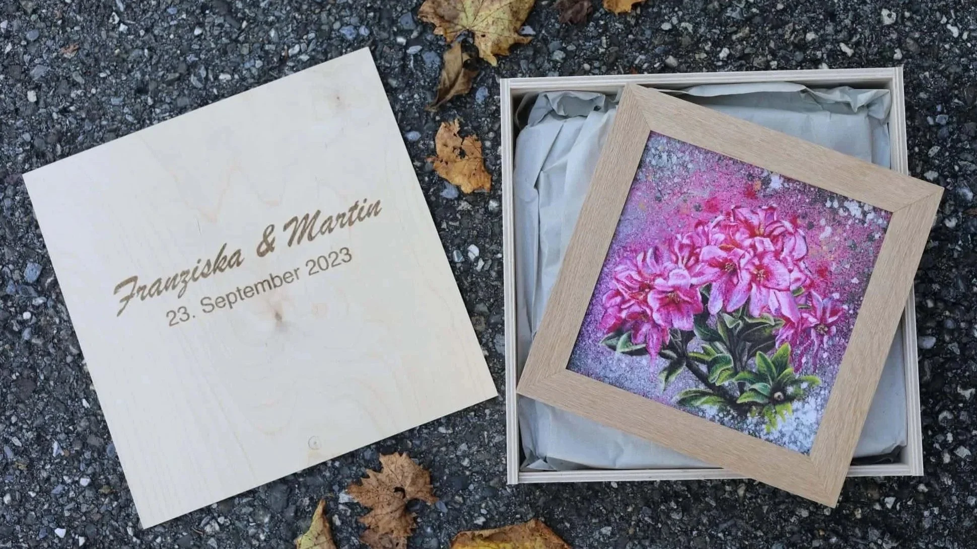 Holzbox mit Schiebedeckel graviert zum Befüllen mit Namen und Hochzeitstag