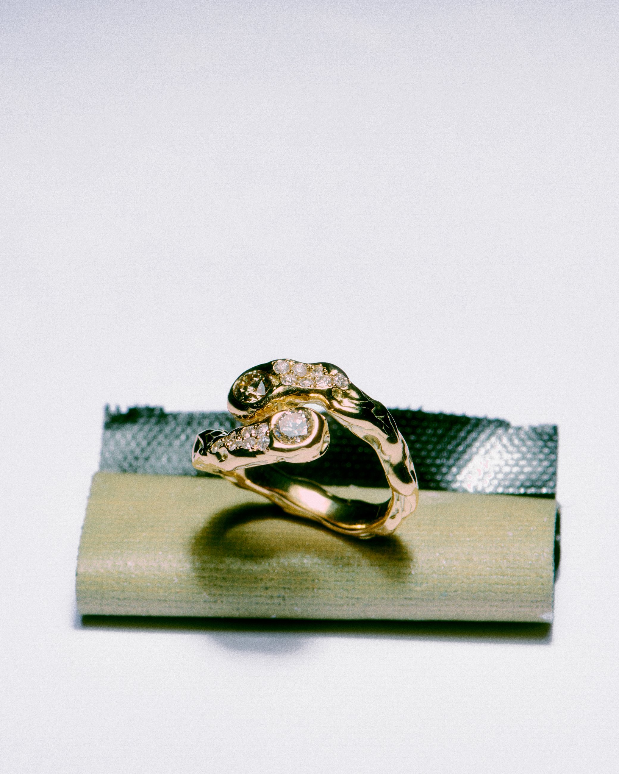 CLAIRE'S RING