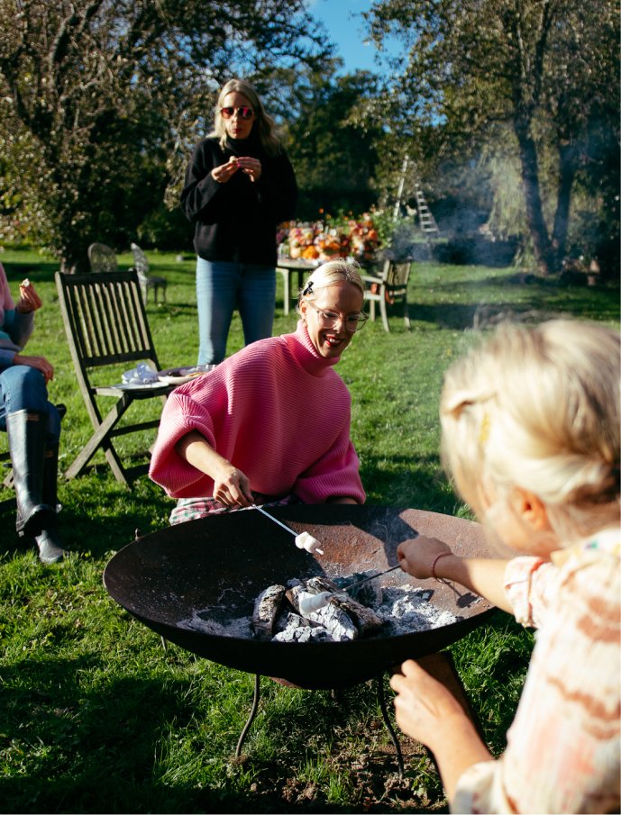 Little Pink Garden Pumpkin Workshop-9.jpg
