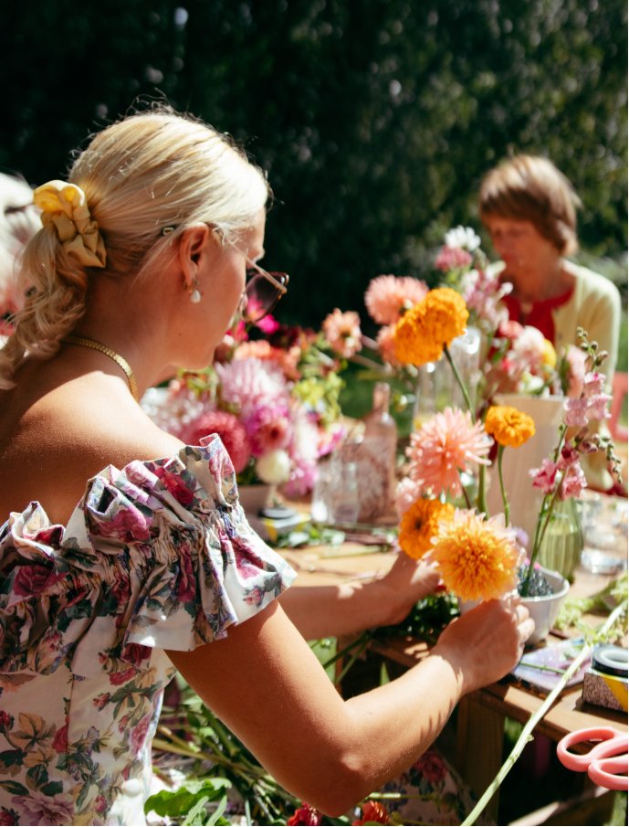 LPG Dining in the Dahlias 5.jpg