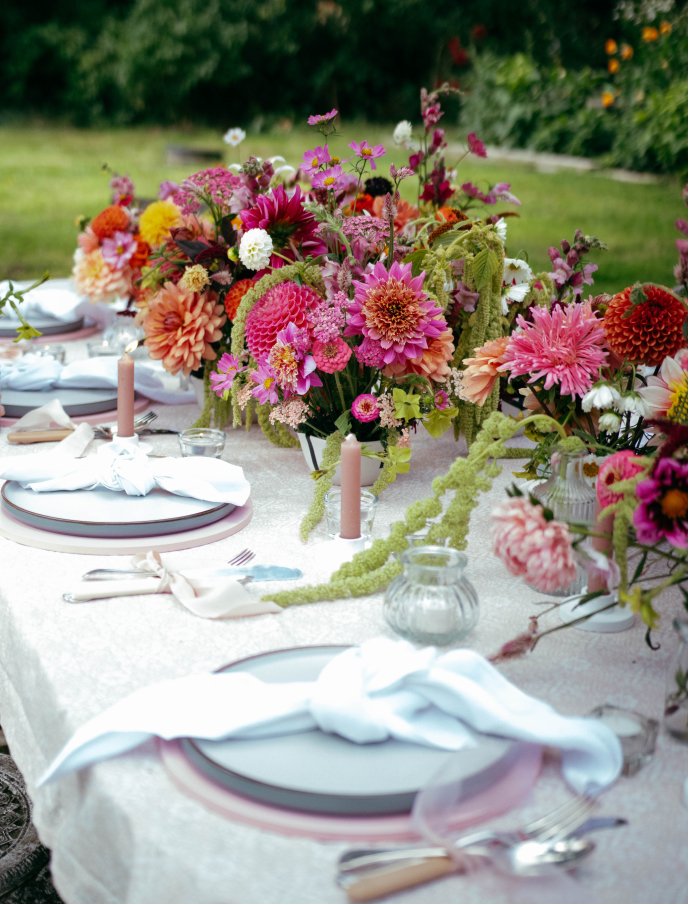 LPG Dining in the Dahlias 1.jpg