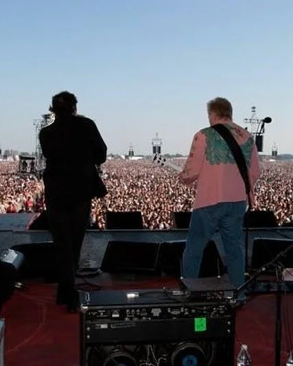 How many of you remember the last show The Guess Who did on July 30, 2003, at the SARSfest in Toronto? It was the final performance wrapping up our 2000-2003 North American tour. Randy and I were talking, and we think 23 years is long enough... who&r