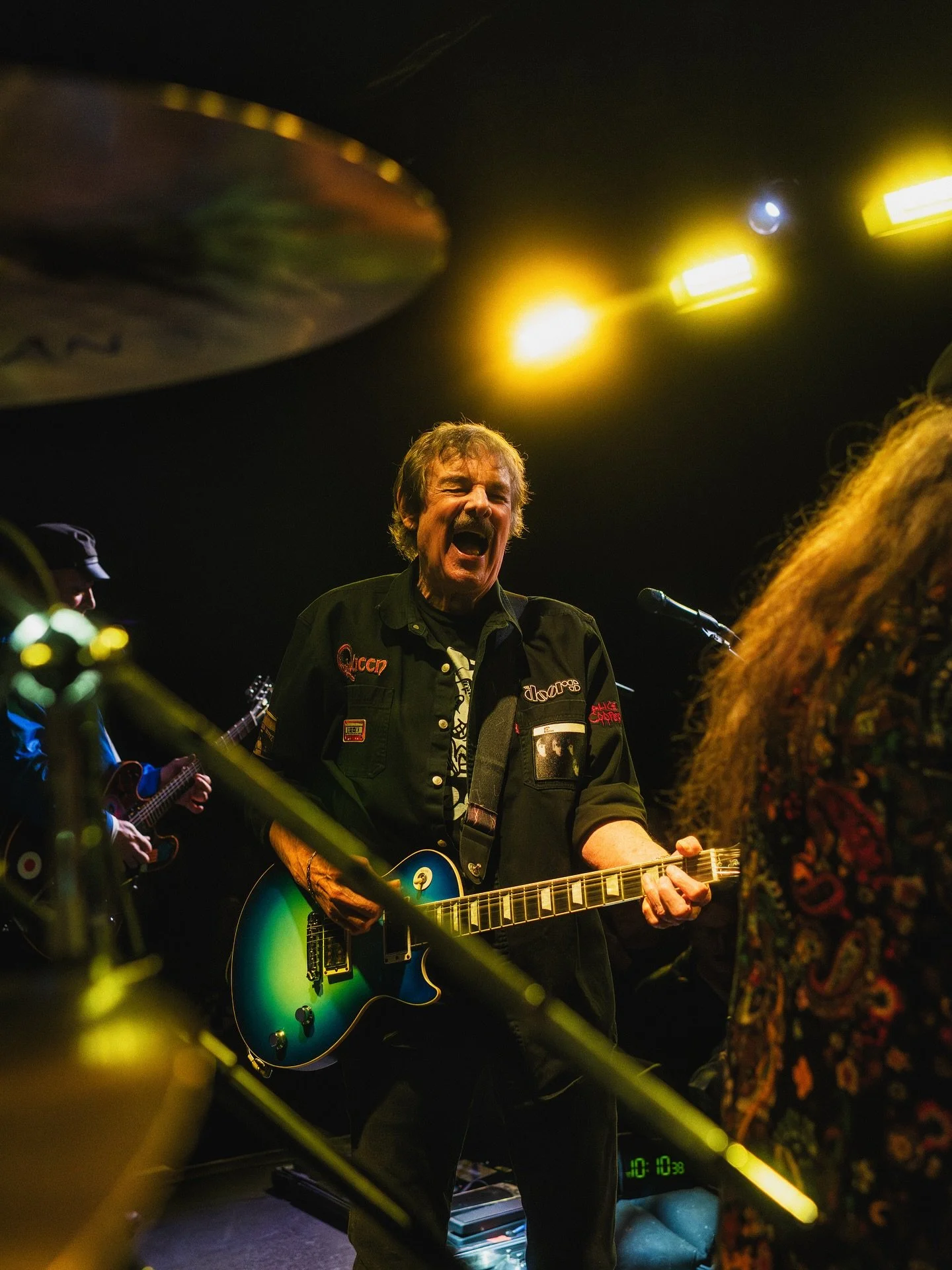 We had such an incredible night at El Mocambo this weekend. Thank you to everyone who came out and filled the room with so much energy.

📸: @beyondthewatch