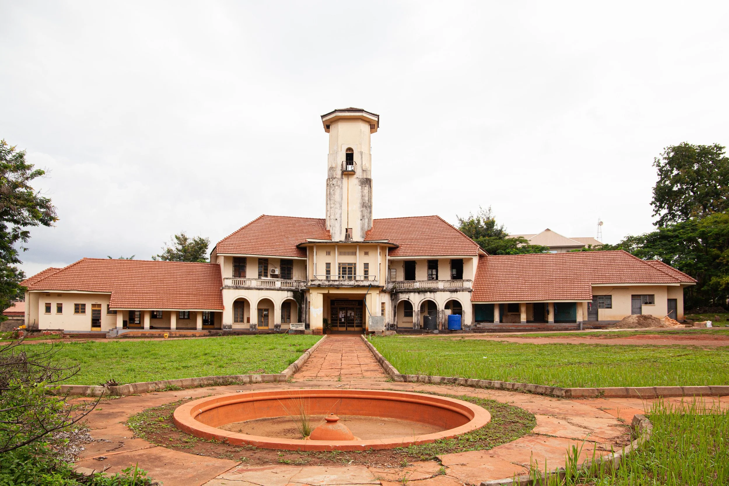 old legislative house (now houses civil service offices)