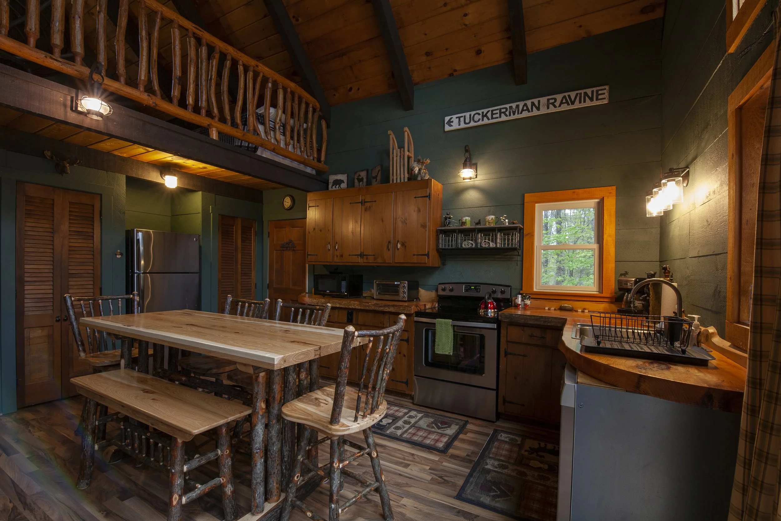 NorthConwayCabin_1.jpg