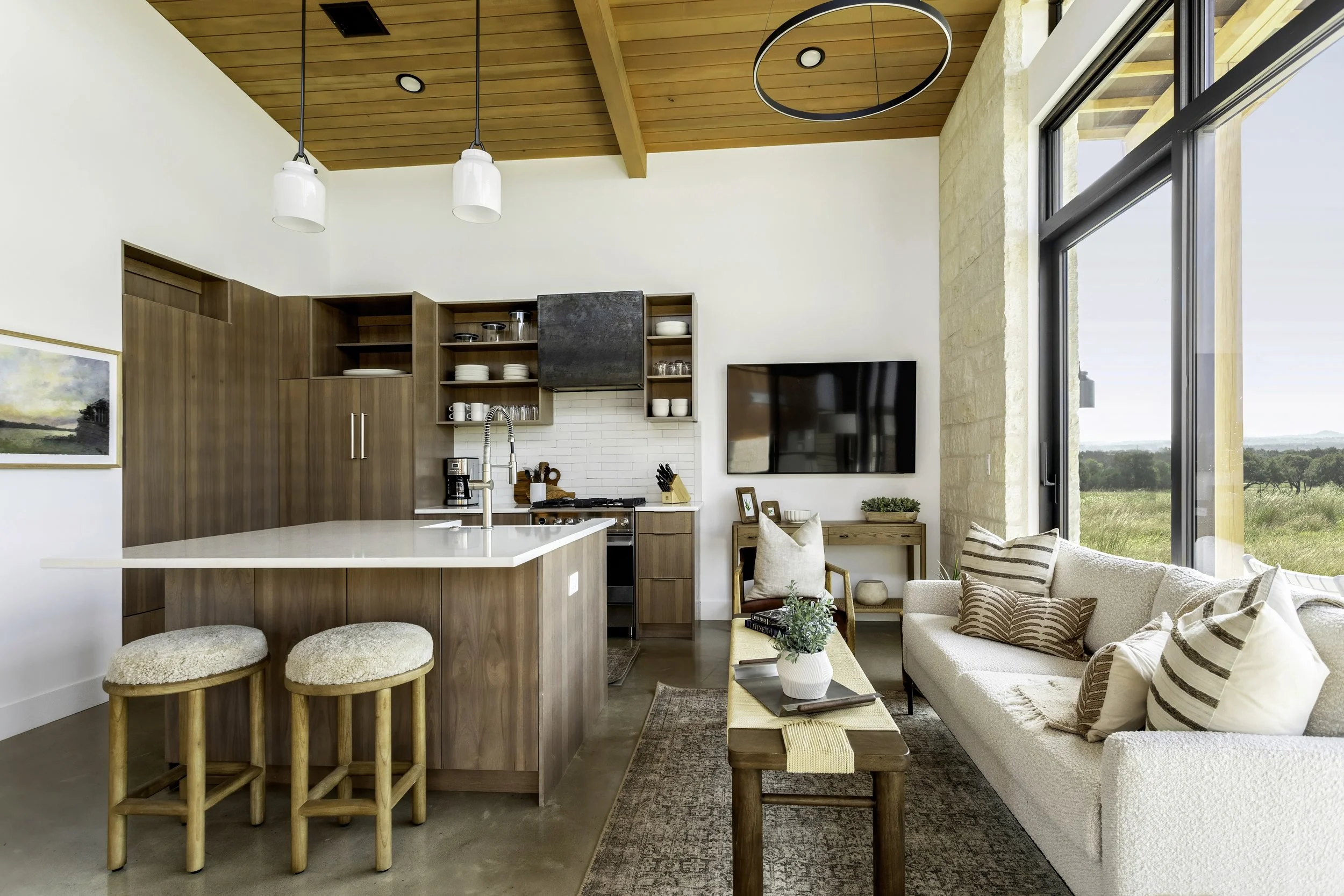 Hye Springs Ranch - Lantana - Unit 106 (3 of 12) - V1.jpg