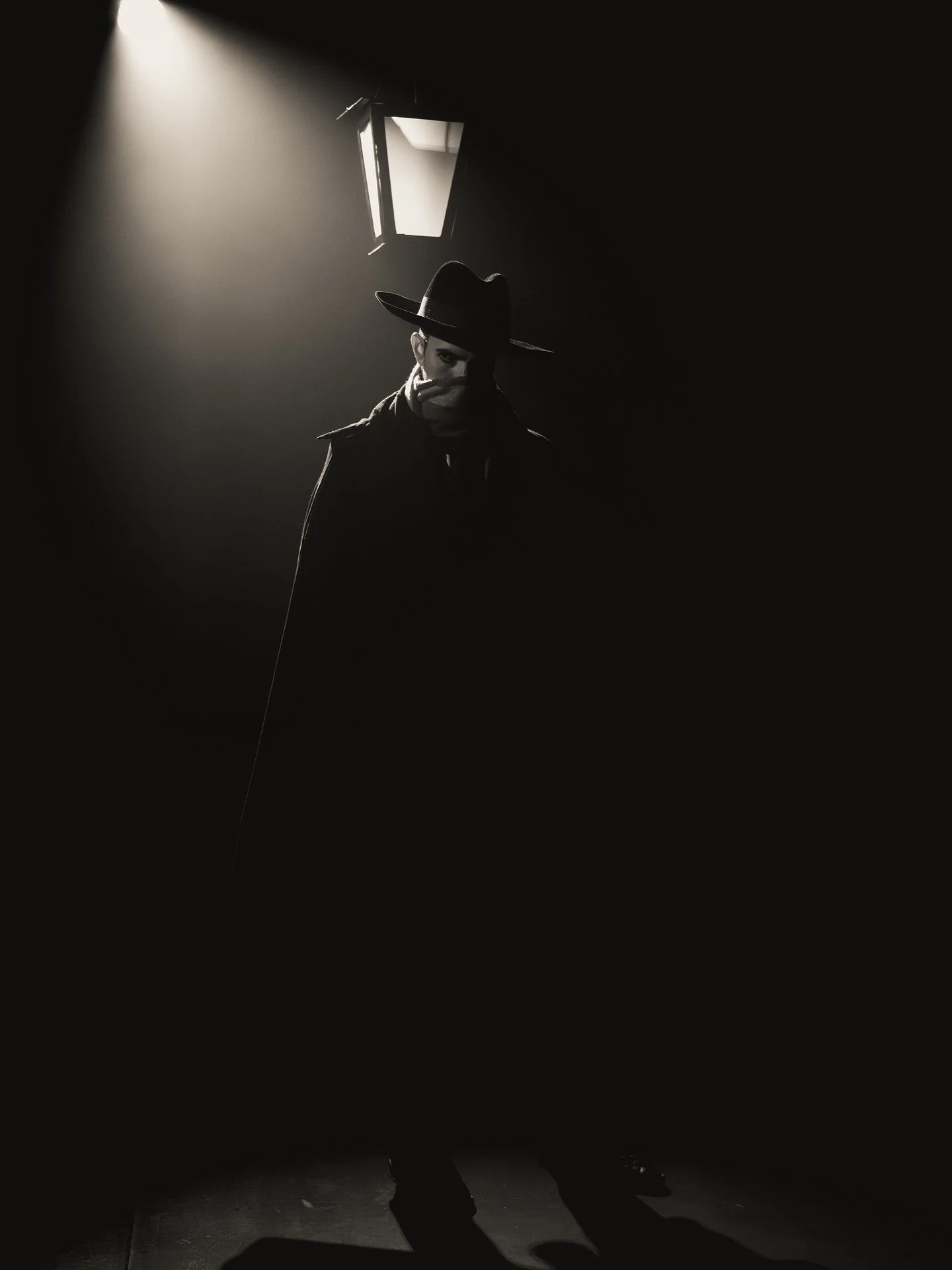 The silent b&amp;w movie The Lodger deftly recreated/interpreted by Jack Robertson and Benedict Hastings through excellent storytelling and shadow puppets. This tale of murder and wrongdoing is the fourth of six weekly rep productions by @flywheelthe