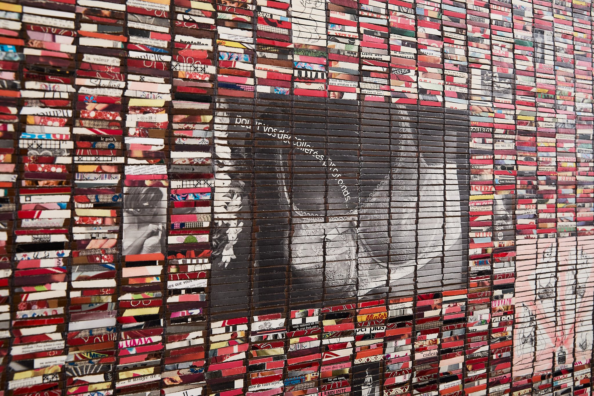 Fragments de féminité – collage sur bambou 120x200 cm, Chloé Ortiz artiste plasticienne 8.jpg
