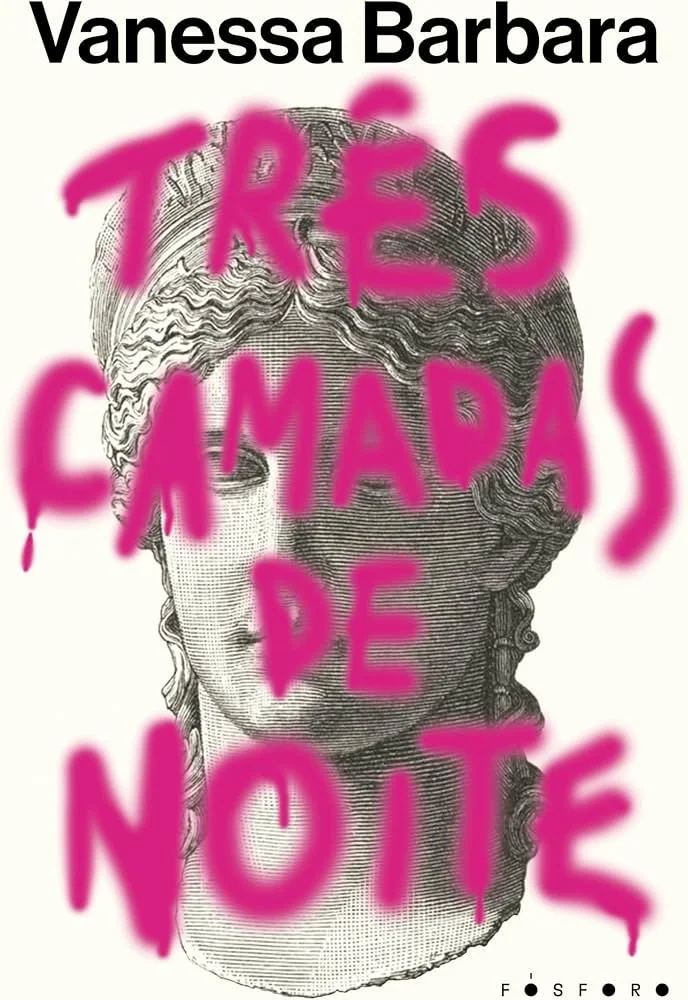 um livro: três camadas de noite