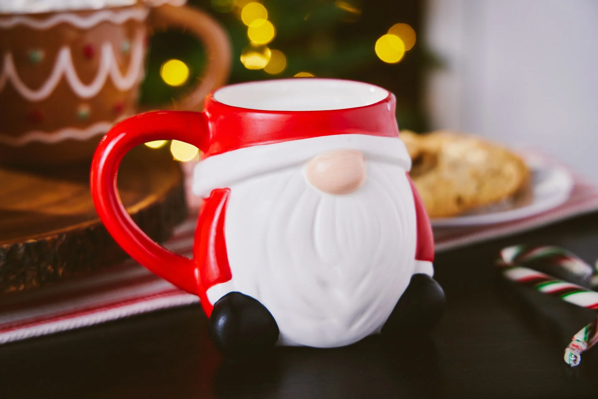 OND22_FFFF1_CHRISTMAS CERAMIC GONDOLA-1_web.jpg