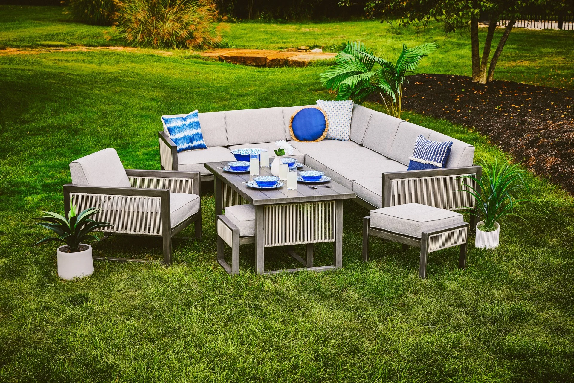 BHWiltshire_PatioSeating_0018-B0_web.jpg