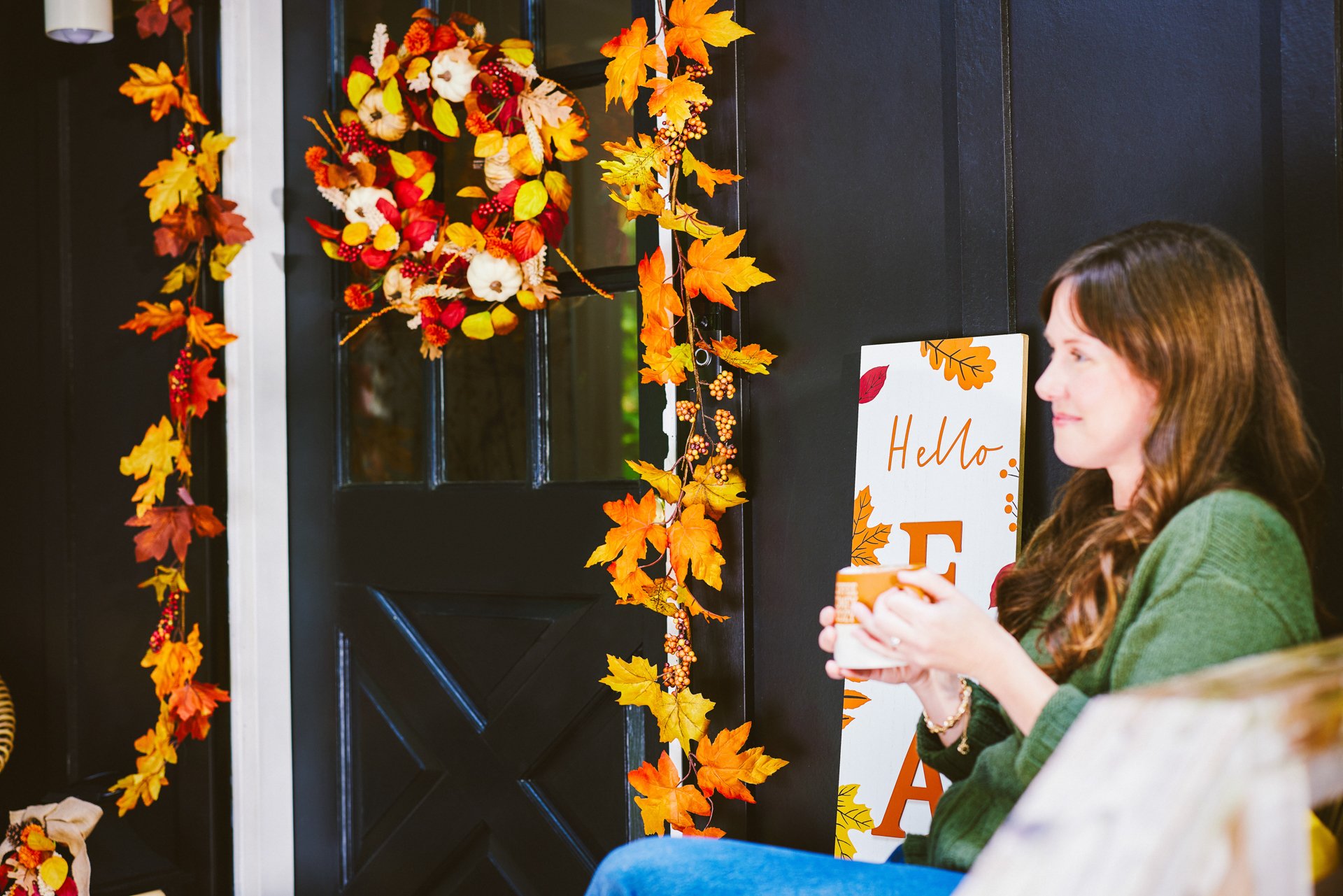 Bargains_To_Brag_About_Harvest_Porch_8336-B0_web.jpg