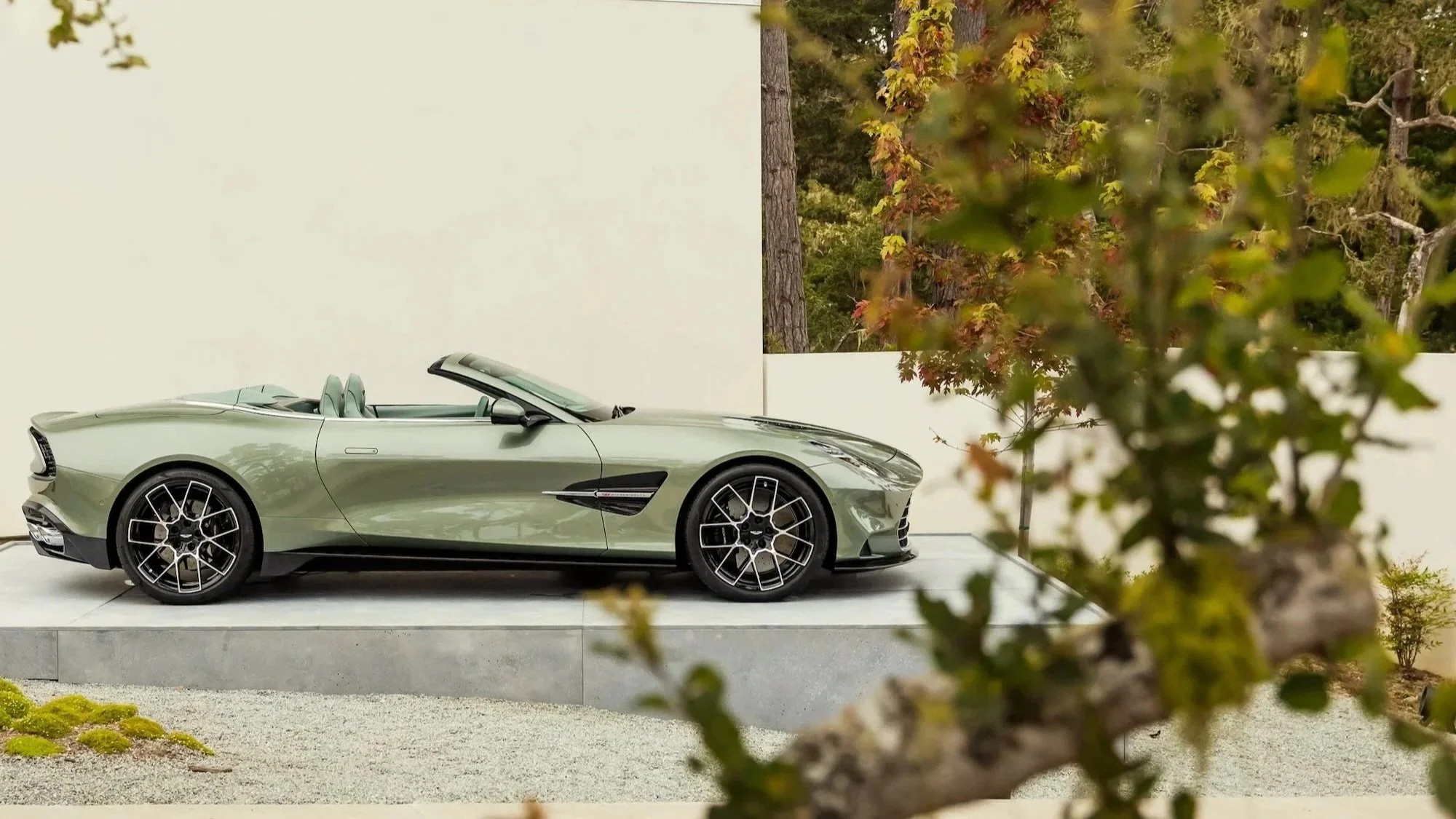 Aston Martin Vanquish, 2025