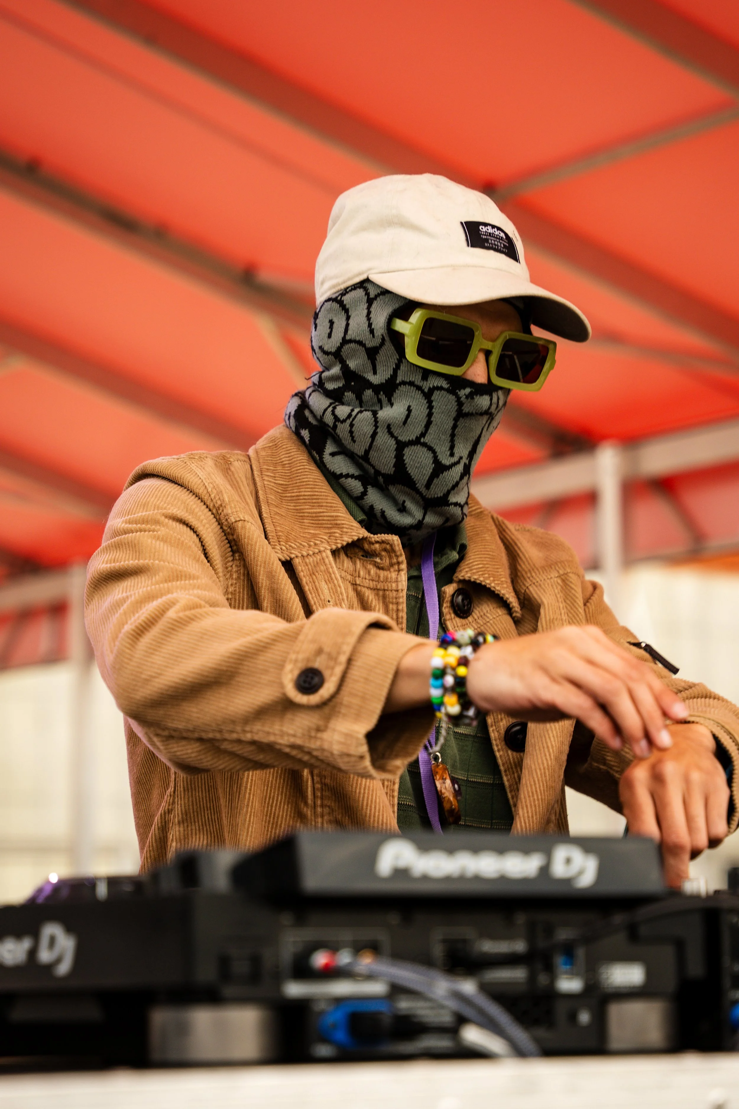 10.25.2025 - Oddities On Ottawa-043.jpeg