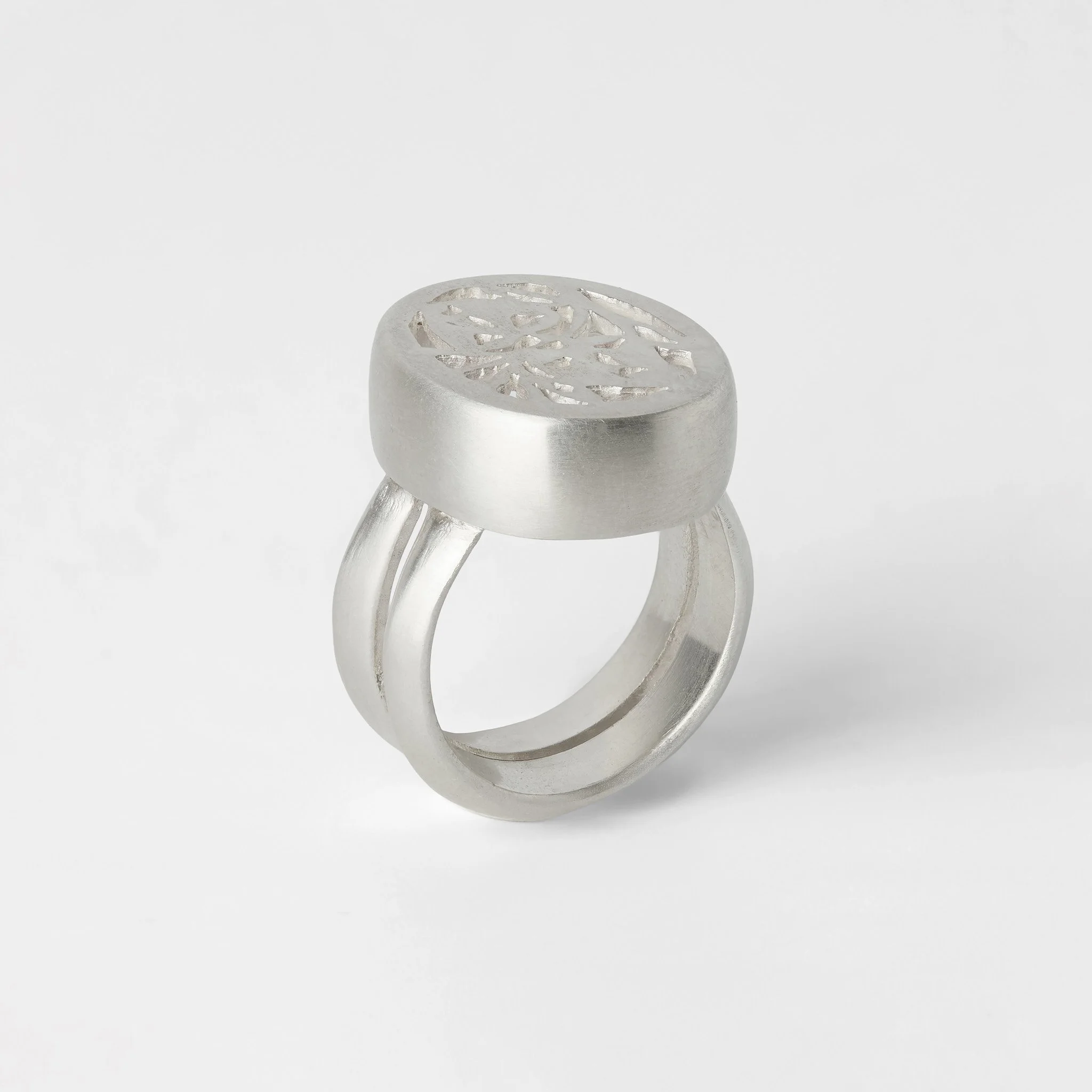 RING 6.jpg