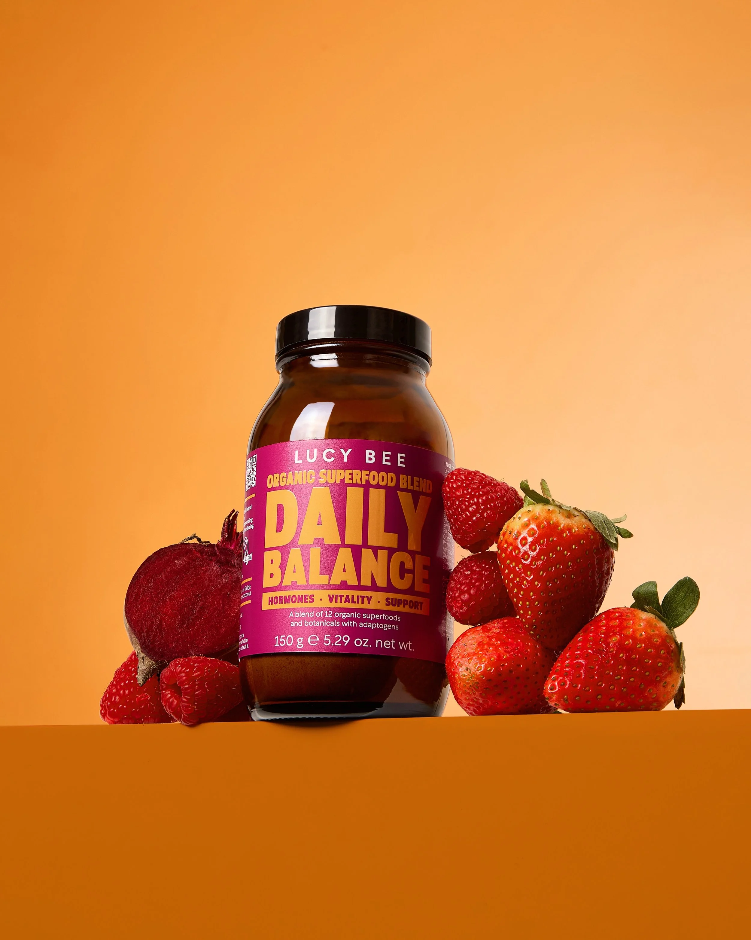 bright and bold for @lucybeecoconut 🧡

NOW booking product still life shoots for June &amp; July 📸