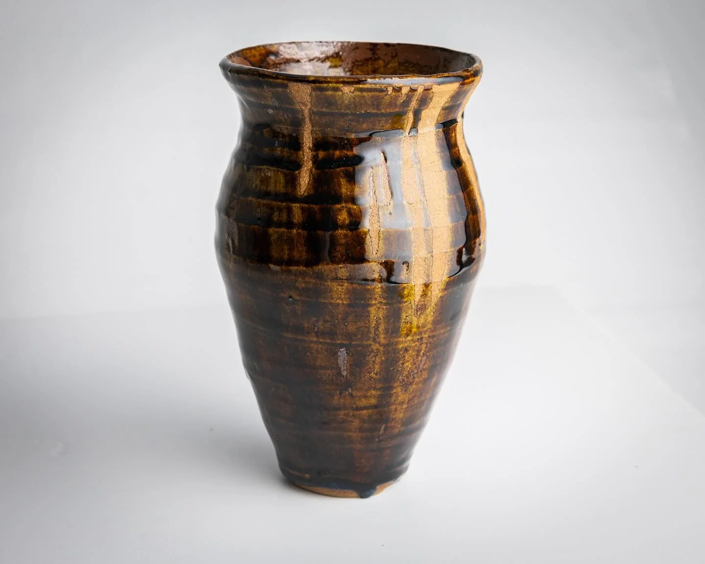 .
Description: A rare glaze experiment gone right - Medium Sized Vase, Amber 
Dimension(s): 4&rdquo; width x 12&rdquo; height 
Creation date: March 20, 2025

 
#ceramics #ceramicsofinstagram #moonjar #ceramicmoonjar ##ceramicvase #ceramicglazes #cera