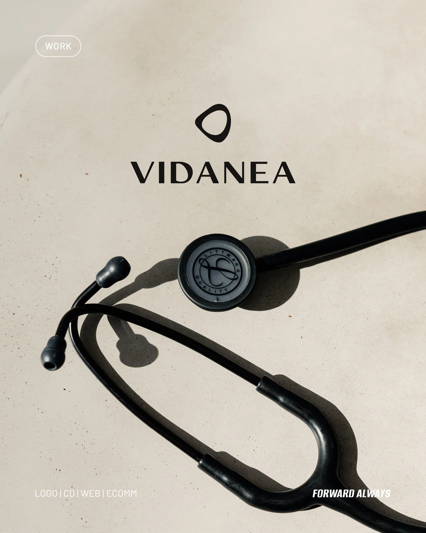 From vision to identity.
Every person is unique&mdash;and healthcare should reflect that.

We translated this philosophy into a distinctive brand identity. The organic circular logo symbolizes the individuality and biology of every person, while the 
