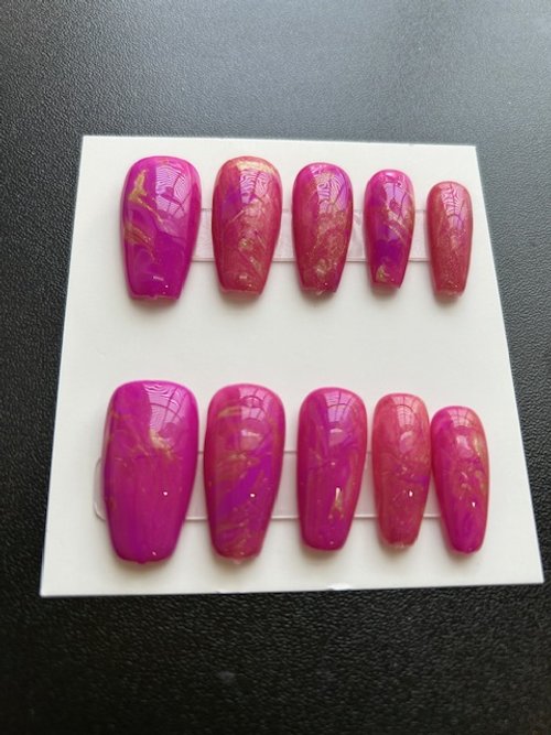 Raspberry/Gold